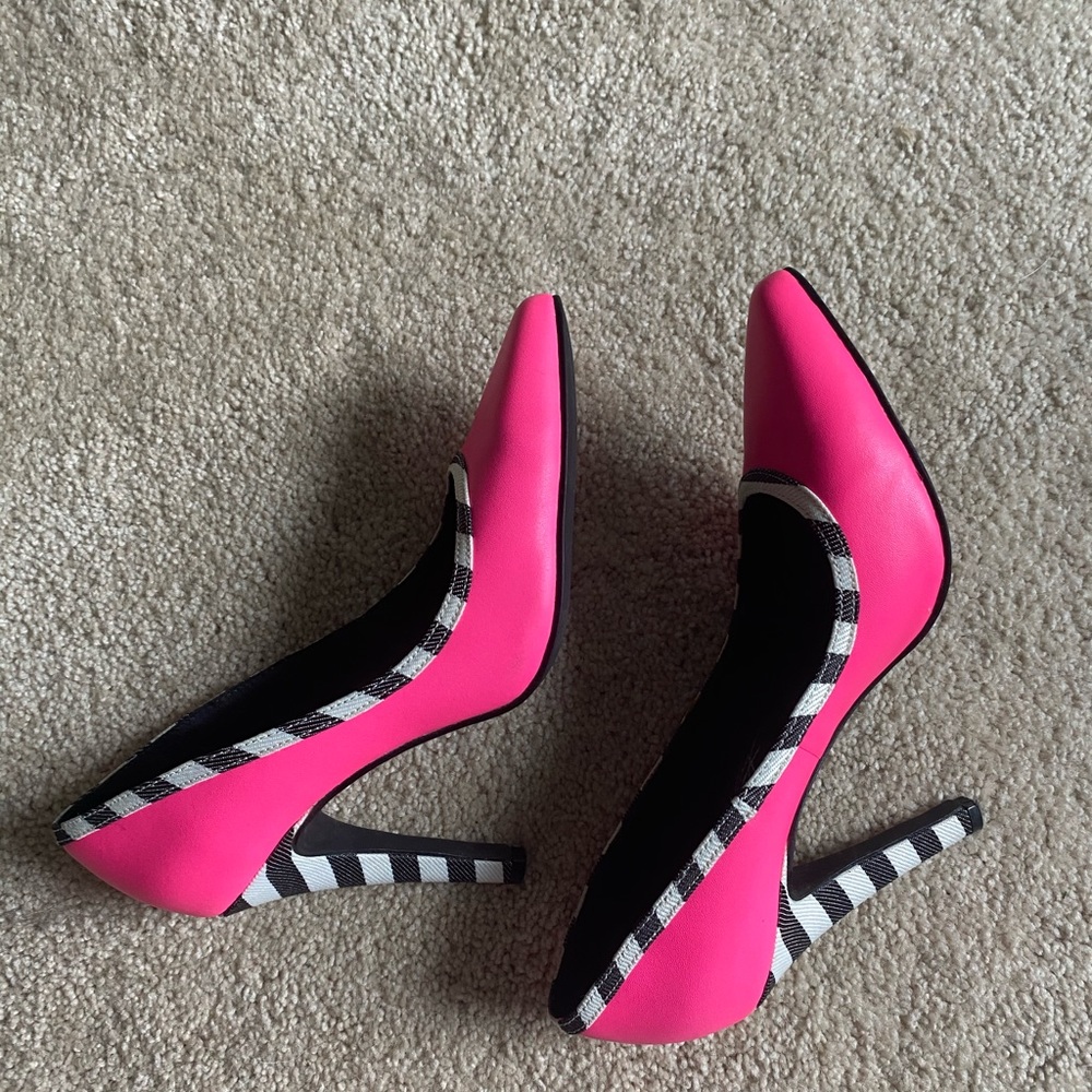 Hot pink pumps